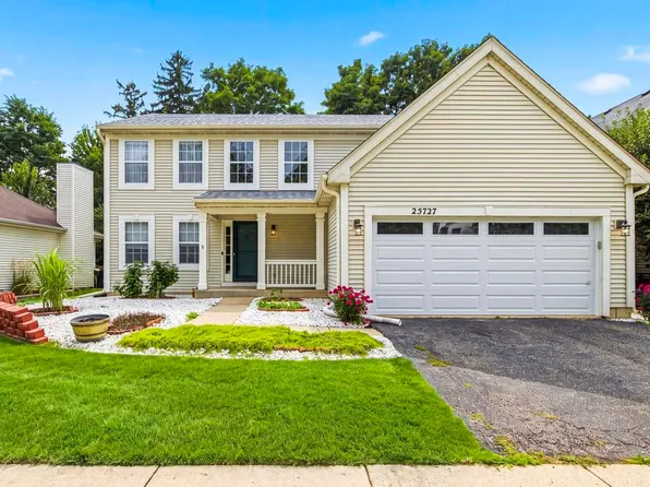 25727 W Woodland Dr, Round Lake, IL 60073