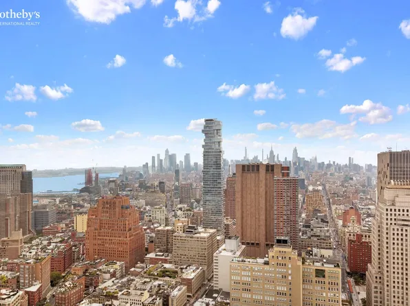 2 Park Place image 11 of 20