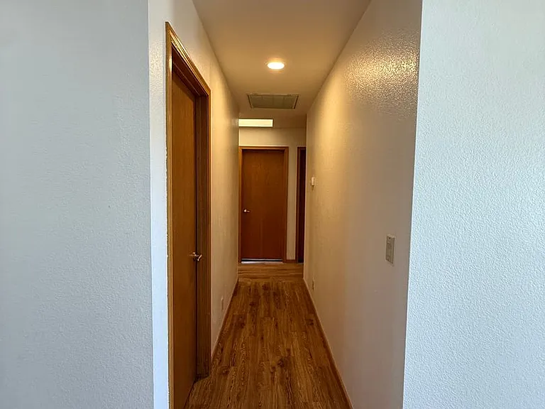 1470 Mercer Ct — Photo 27