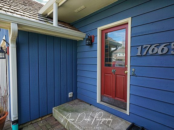 4th image of 17665 W Julie Ln