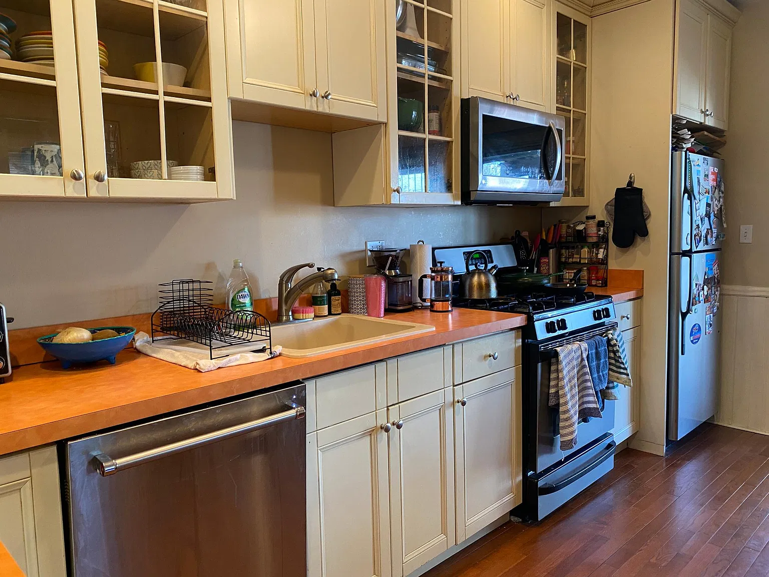 2 bed, 99999 sqft, $3,200 — Photo 4