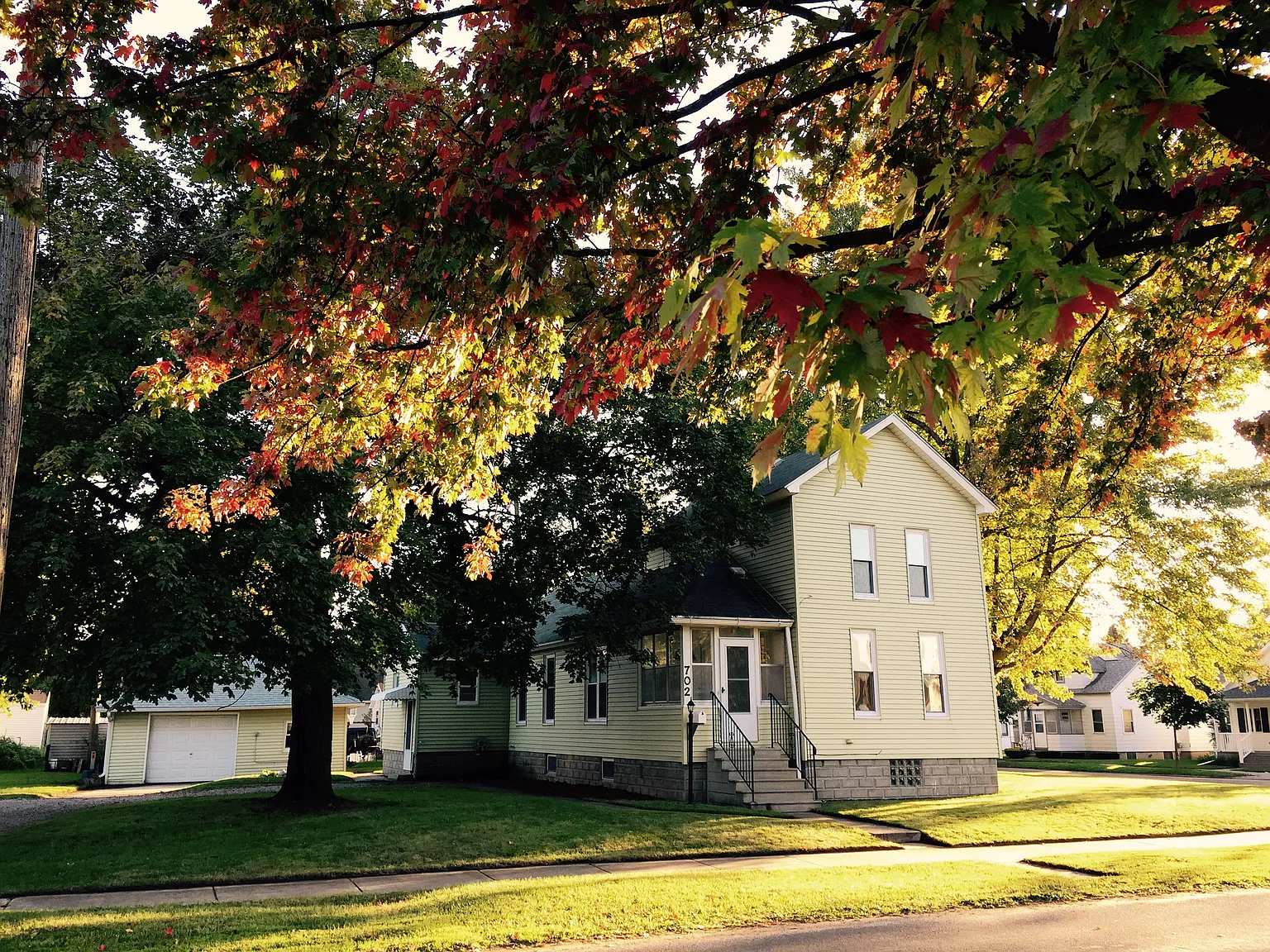 Beautiful 4 Bedroom 2 Bath in Bay City — Photo 3