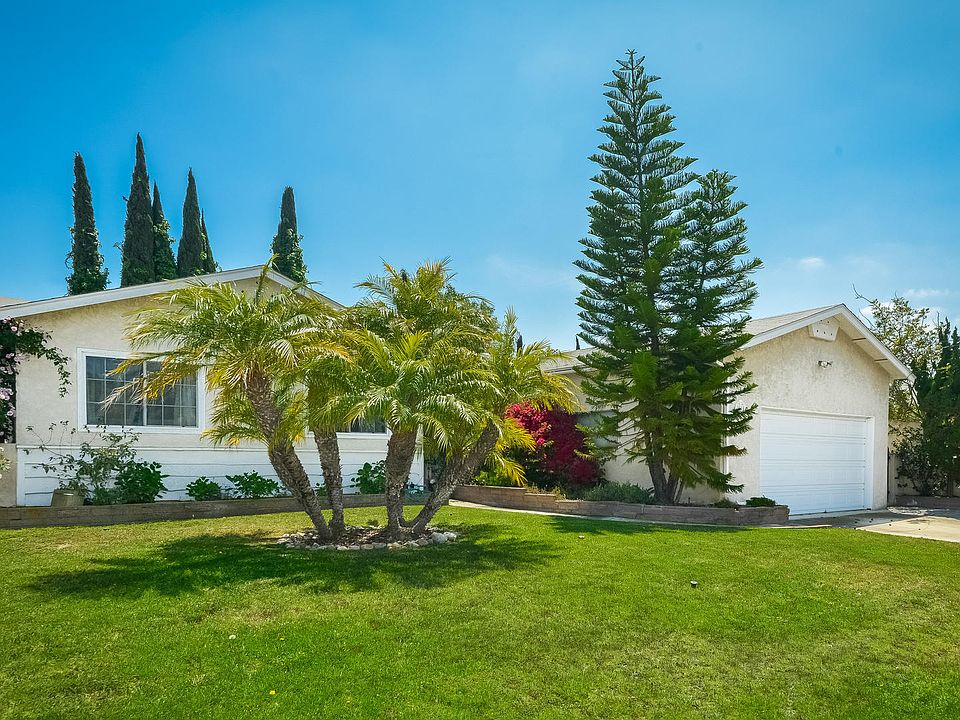 1st image of 8015 Michelle Dr