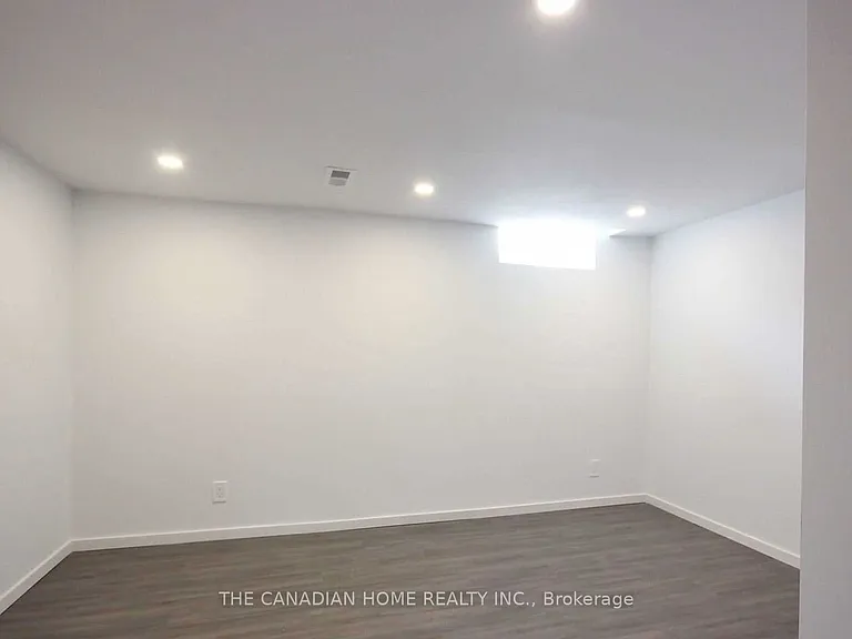 58 Burton St — Photo 24
