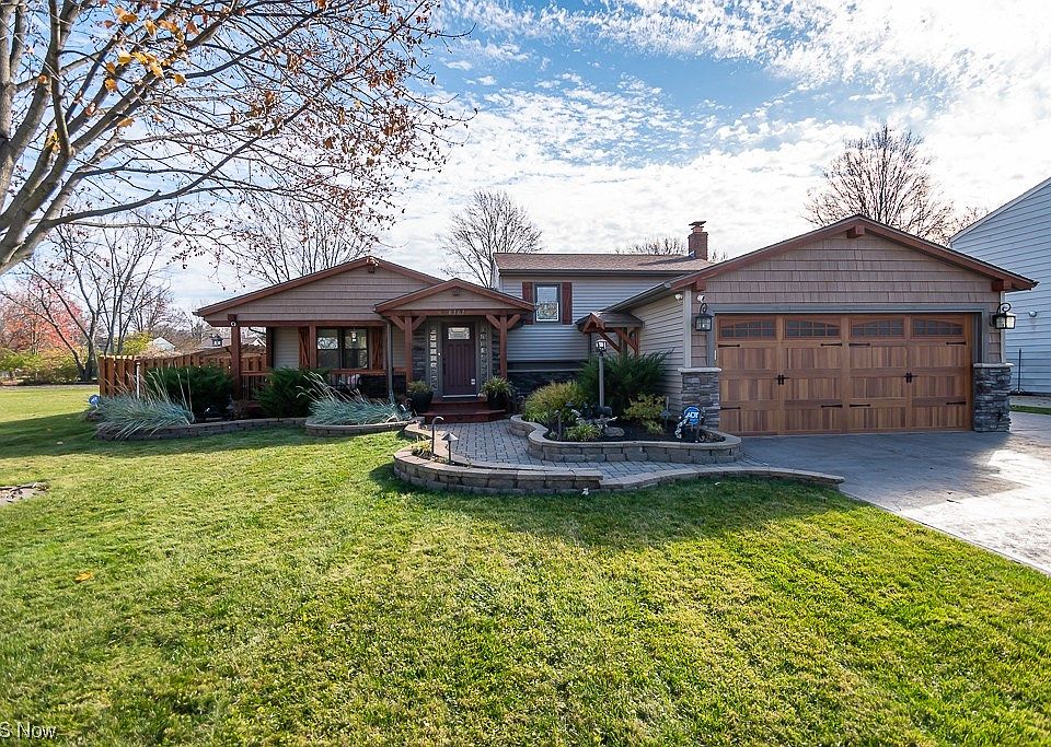 1st image of 8767 Fairlane Dr