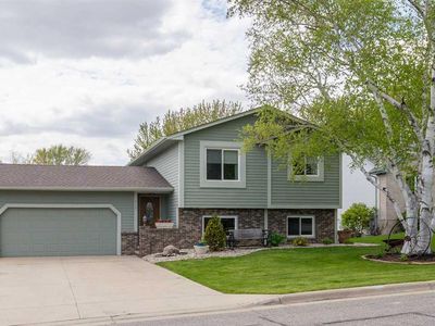 617 Linda Dr, Eagle Lake, MN, 56024