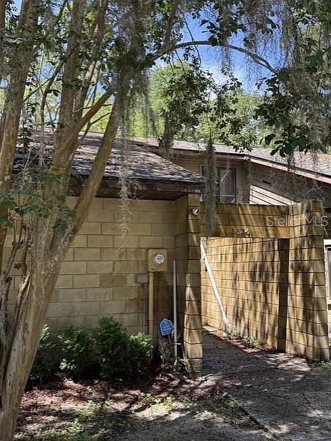 1824 SW 67th Ter
