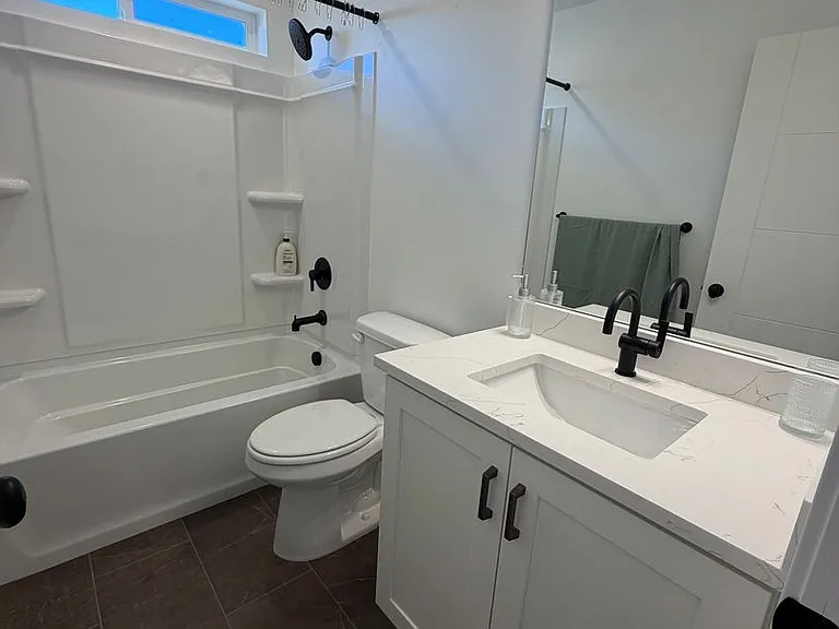 909 Bullion St — Photo 29