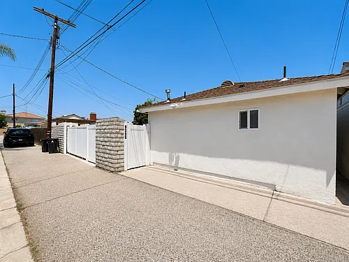 9009 Monogram Ave Photo 1