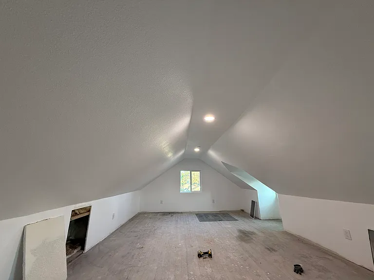 14273 Eastridge Dr — Photo 35