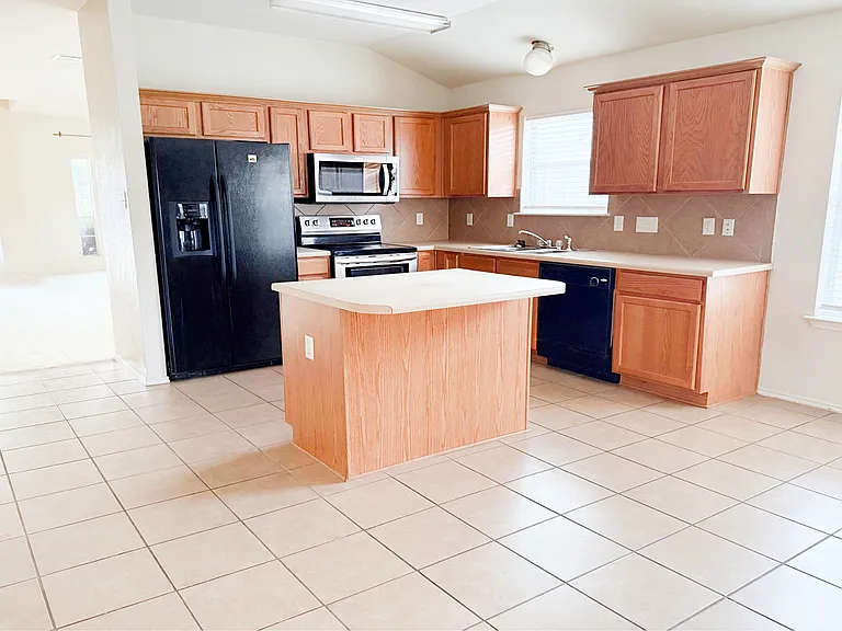Wonderful kitchen with all appliances.
