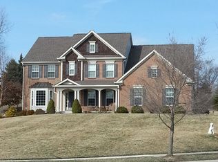 3185 Falcon Ridge Dr, Lebanon, OH 45036