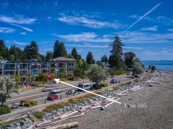 5160 Davis Bay Rd #105, Sechelt, BC V7Z 0H3