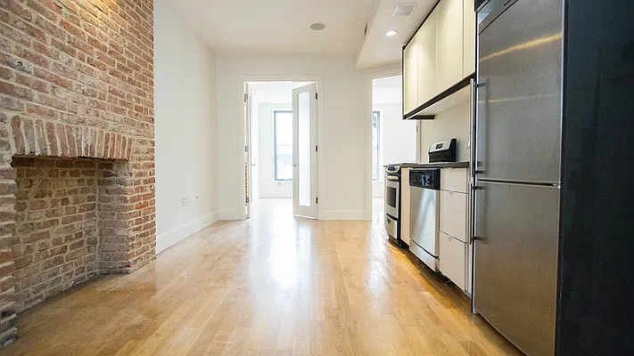 Rented by Nooklyn NYC LLC | media 21