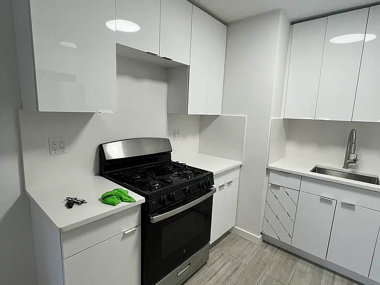 82 Bleecker St #1 — Photo 12