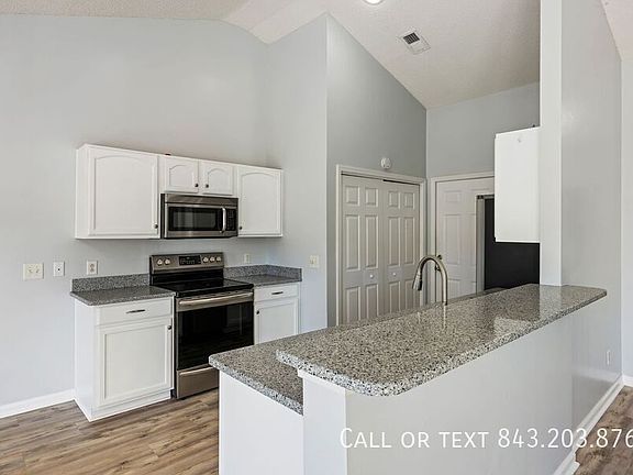 3rd image of 106 Donovan Ct