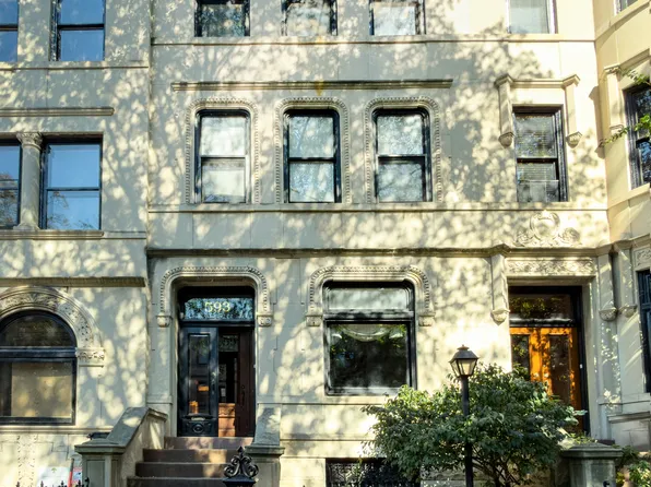 593 4th Street image 1 of 26