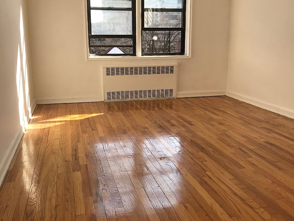 1st image of 10212 65th Ave #B56
