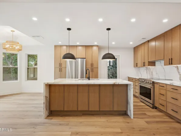 2153 S CHERRYWOOD Circle, Mesa, AZ 85209