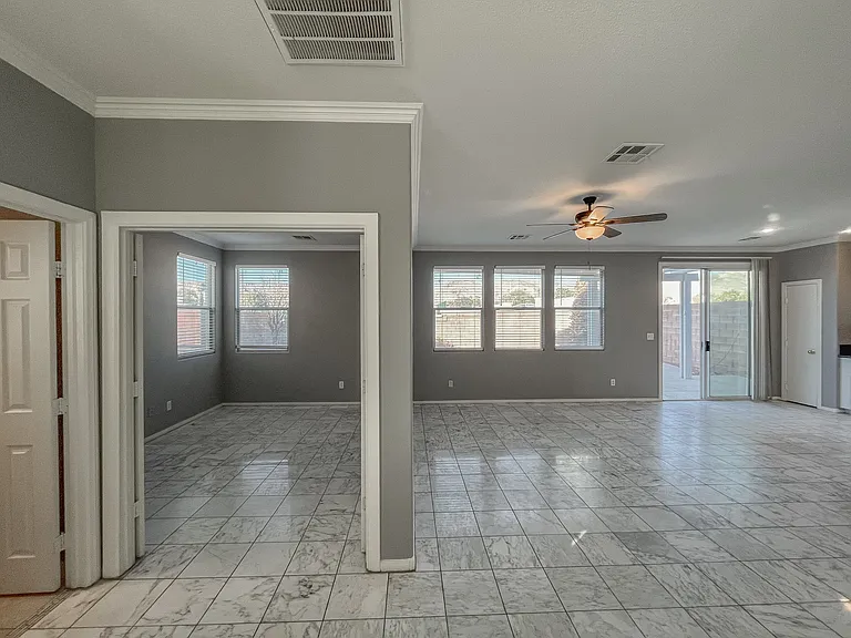 3335 Antique Rose Dr — Photo 35