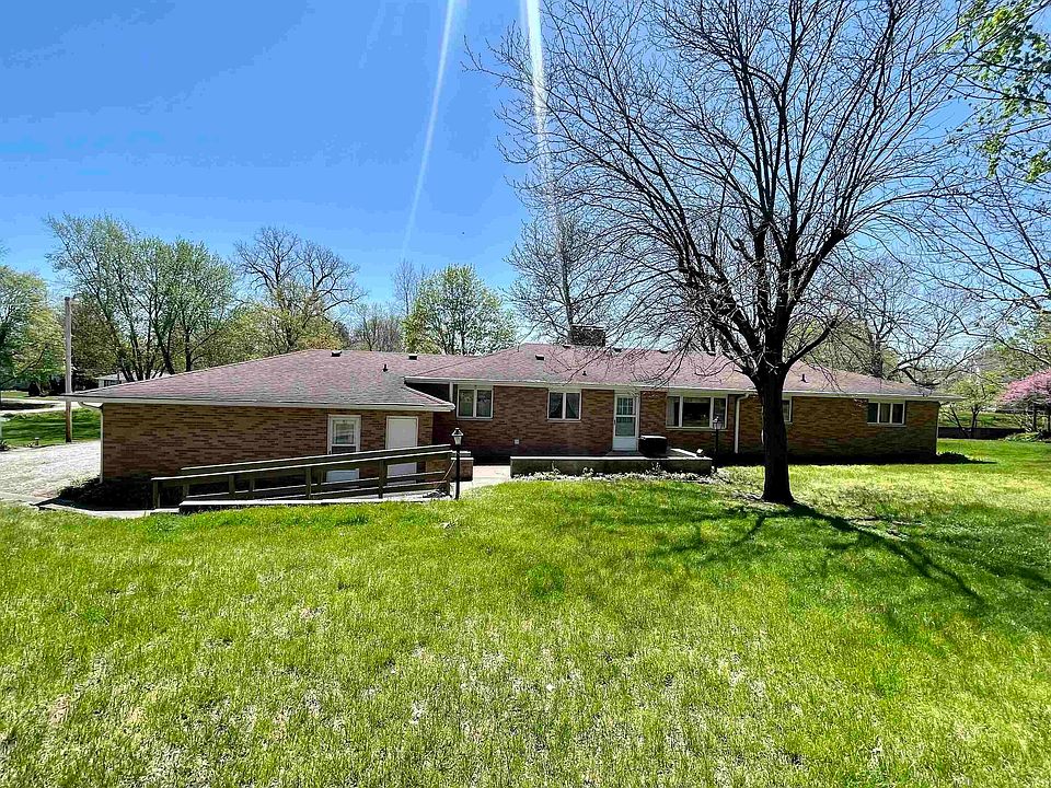 444 W South St, Winamac, IN 46996 Zillow