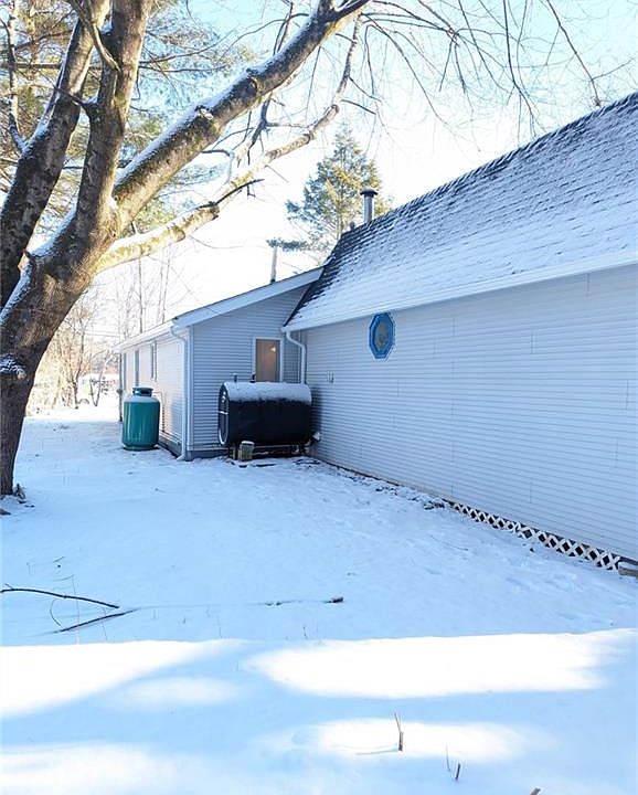 382 Mishnock Rd, West Greenwich, RI 02817 Zillow