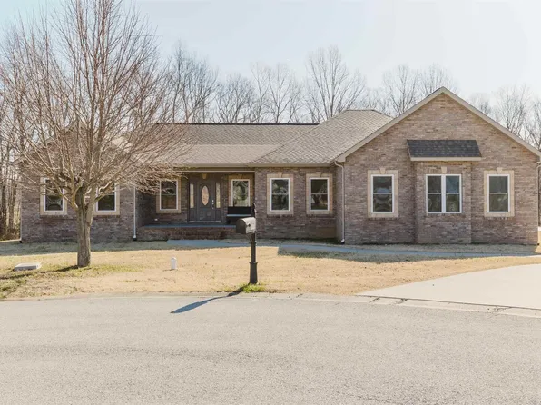 1621 S Eugene Ln, Marion, IL 62959