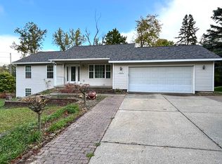 4438 Morningside Dr SE, Kentwood, MI 49512
