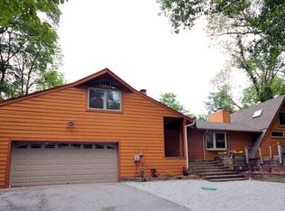35 Hillcrest Rd, Portage, IN 46368