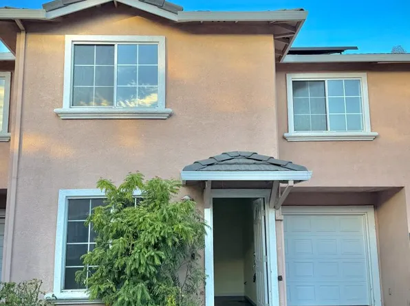 55 Estrada Ct, San Jose, CA 95127