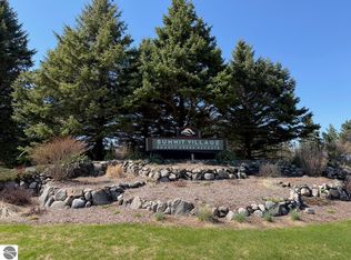 Golf Meadows Dr Unit 44, Bellaire, MI 49615