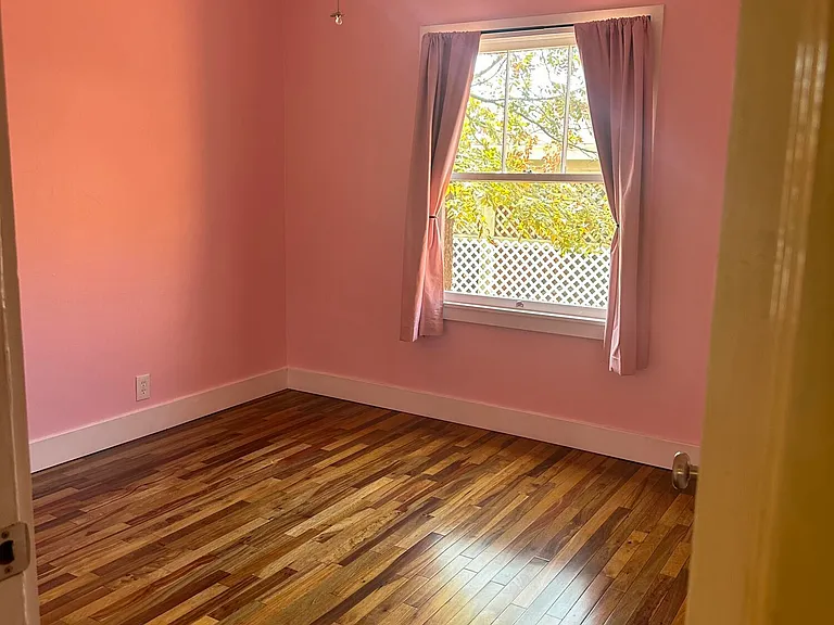 1426 E Sheridan St — Photo 11