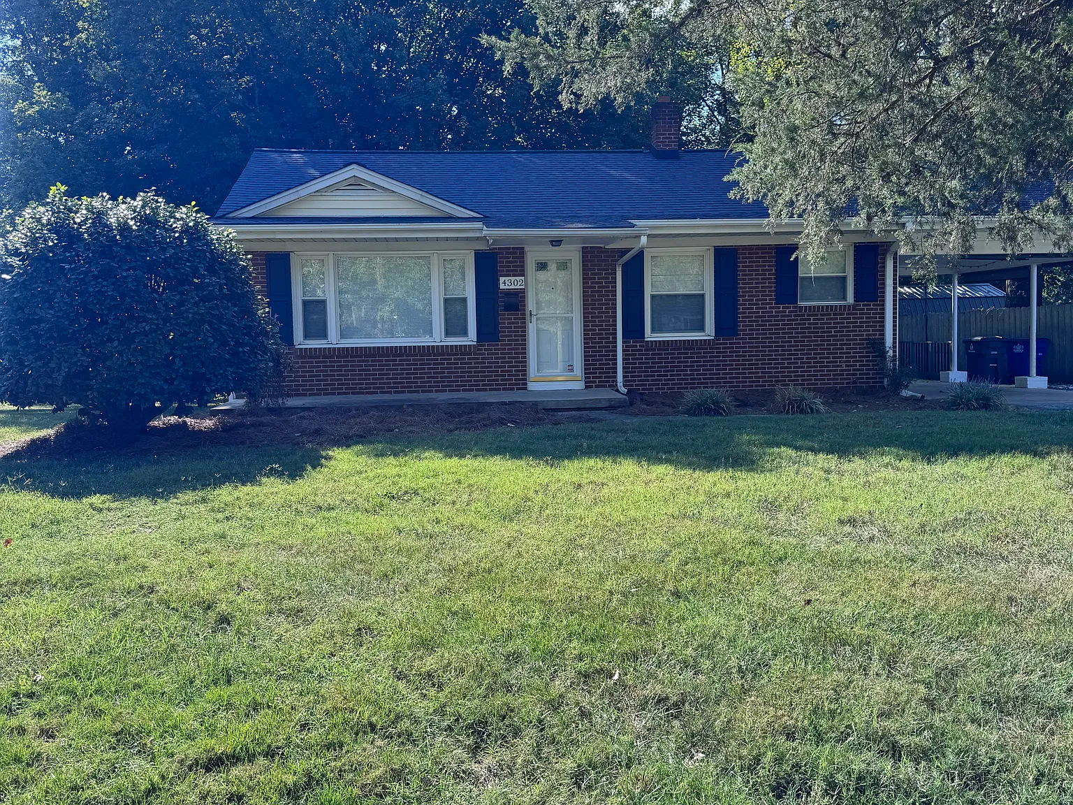2 bed, 1000 sqft, $1,495 — Photo 1