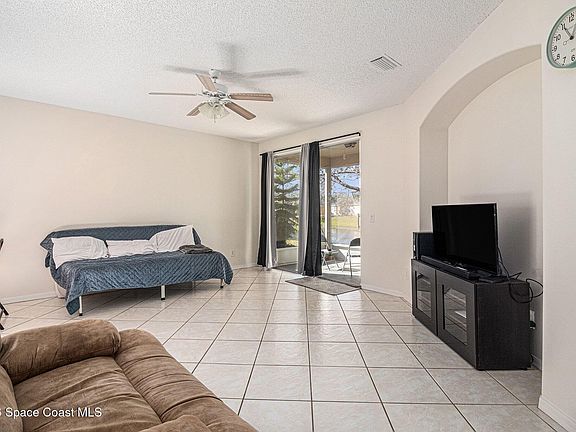 4th image of 3506 Mount Carmel Ln