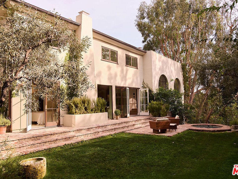 1st image of 7776 Firenze Ave