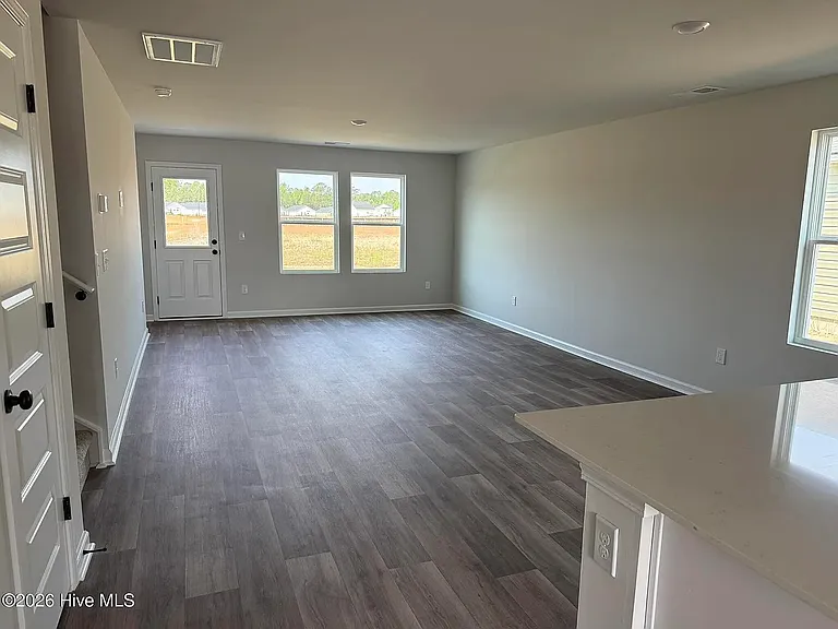 1201 Black Kite Ct SW — Photo 5