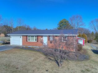 112 Birdie Dr, Rogersville, TN 37857