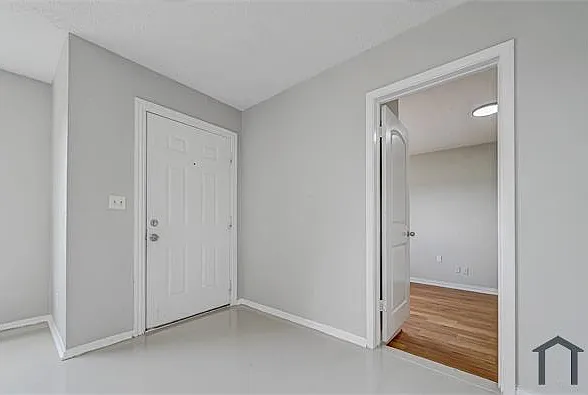 9709 Fairland Dr — Photo 8