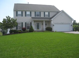 76 Winchester Dr, Fairport, NY 14450