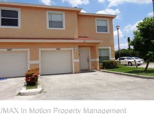 7465 Tam Oshanter Blvd, North Lauderdale, FL 33068