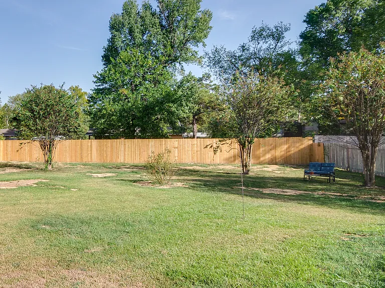 5846 Clubview Dr — Photo 4