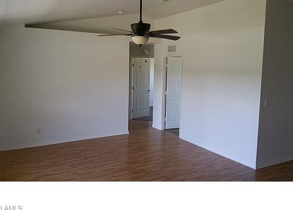 3rd image of 909 Hibiscus Ave