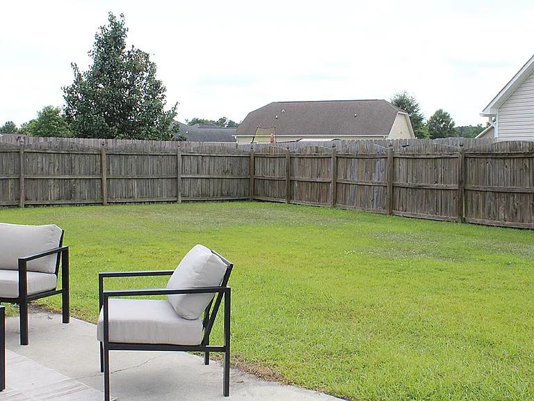 221 Seville St — Photo 25