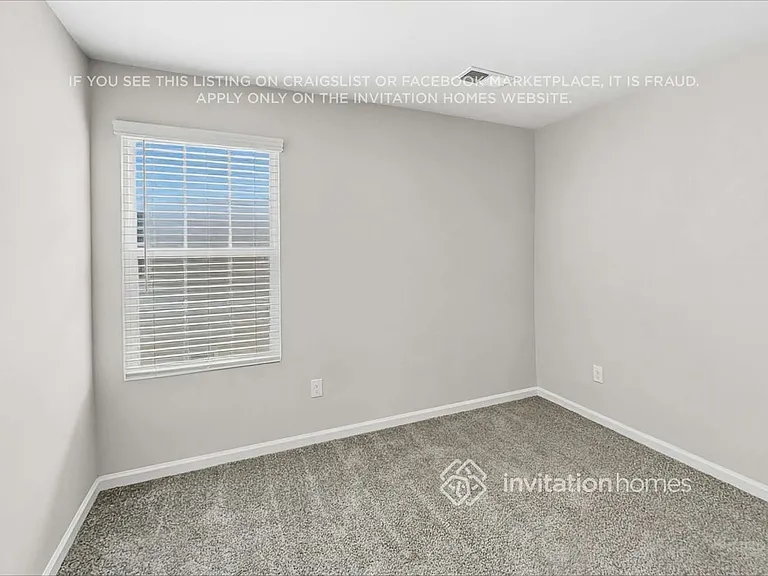 1125 Woodhouse Dr — Photo 17