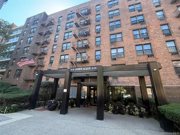 35-20 Leverich Street #524, Jackson Heights, NY 11372