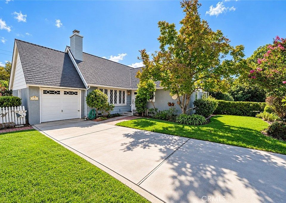 1st image of 558 E Harvard Pl