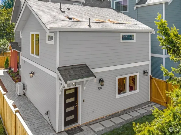 7517 21st Avenue NE, Seattle, WA 98115