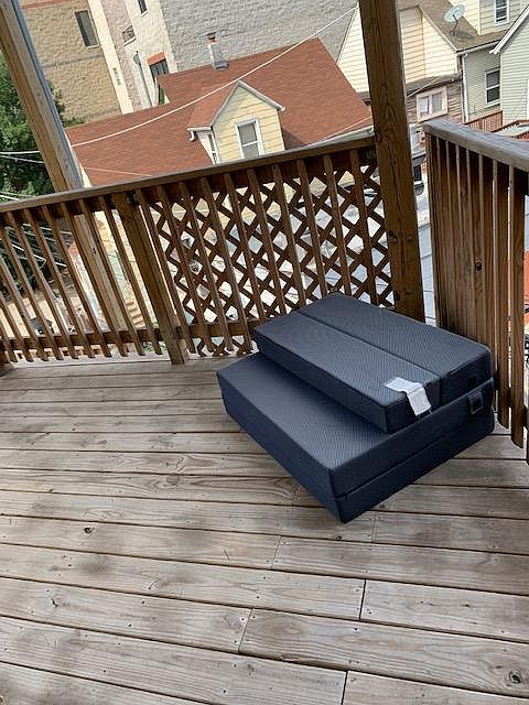 1st image of 1228 W Diversey Pkwy APT 3R