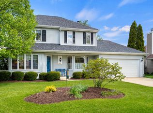 913 Shady Ct, Aurora, IL 60506