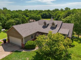 1134 N River Rd, Mulvane, KS 67110